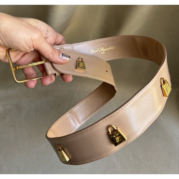 Karl Lagerfeld Vintage Beige Leather Gold Hardware Bags Decor - Picture 8 of 12